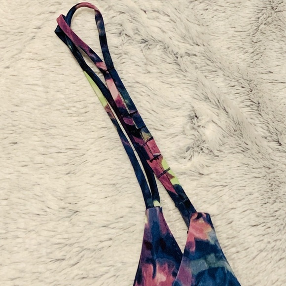 Beautiful Water-Color Painting Dress - Picture 3 of 3